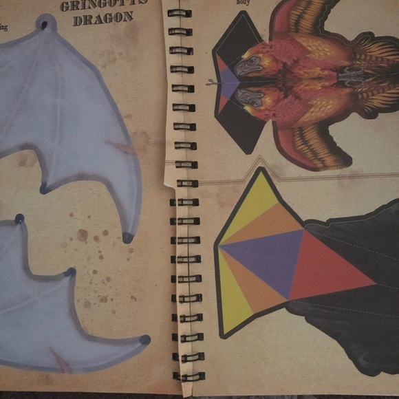 🎃Klutz Harry Potter Paper Flyers Activity Book- 509 $12 FIRM - Picture 4 of 5